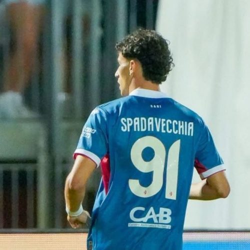 Bari, al Puttilli l’esordio di Spadavecchia: piccola gioia in una serata da dimenticare