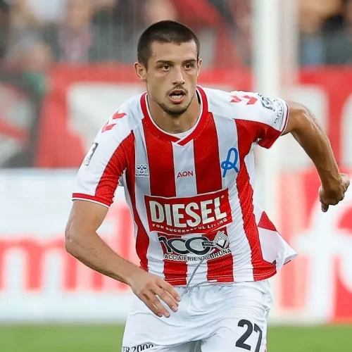 Calciomercato Bari, Marino lavora al centrocampo: sondaggio per Cavion