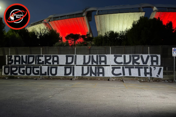 Bari ricorda Protti: nuovo poster al San Nicola. La Nord a Marino: “Meritiamo molto di più”