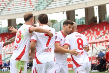Bari-Giugliano 2-0: il tabellino della sfida del San Nicola